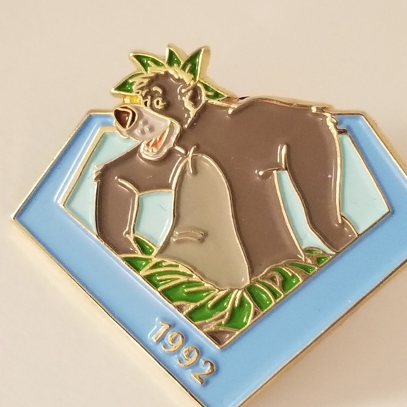 Japan Disney On Ice 4 Pin Set - Picture 5 of 8
